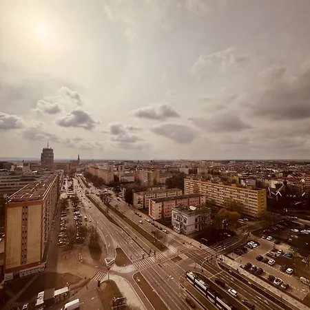 Hanza Tower, Less Is 15th Basen Sauna Szczecin