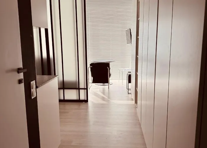 Hanza Tower, Less Is 15th Basen Sauna Apartment *